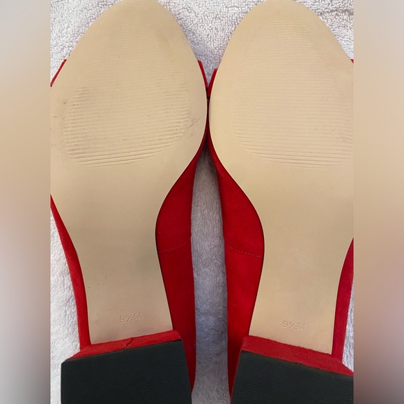 Talbots Isa Suede Buckle Pumps Red Sz 9.5 NWOB - Picture 5 of 5